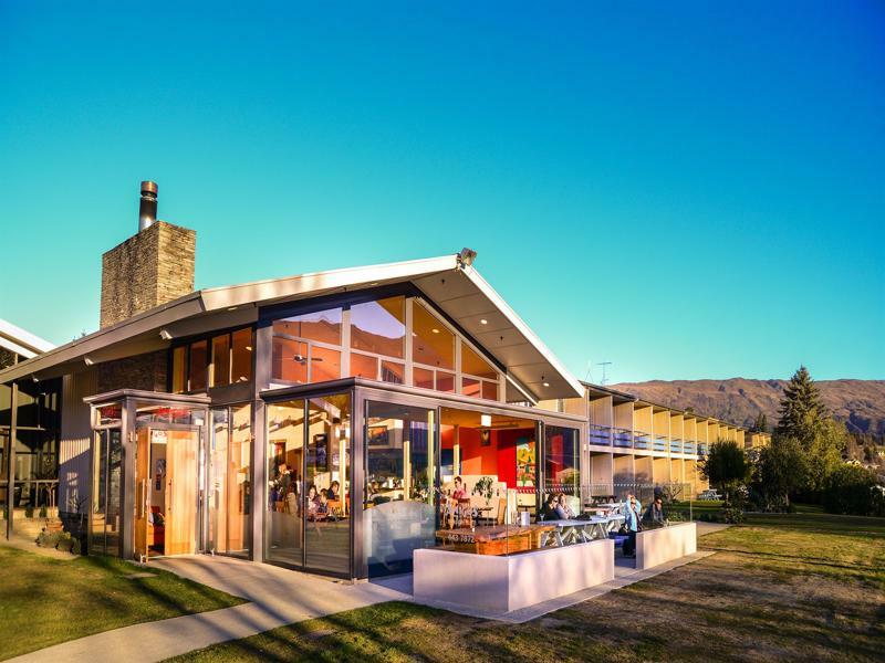 Wanaka Hotel Exterior foto