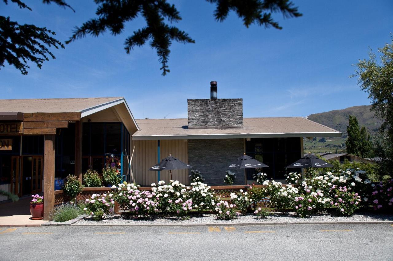 Wanaka Hotel Exterior foto